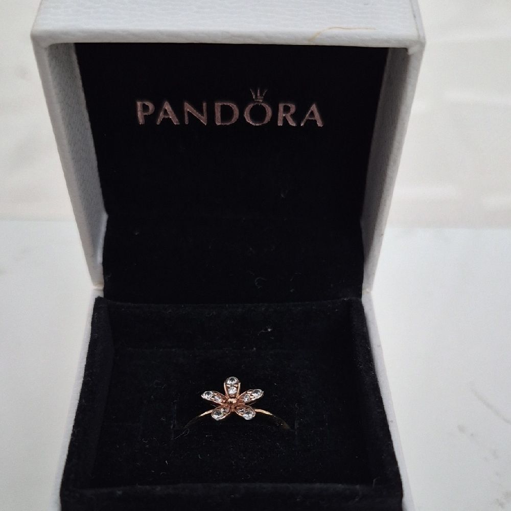 Pandora Rose Gold and Silver Floral Daisy Ring